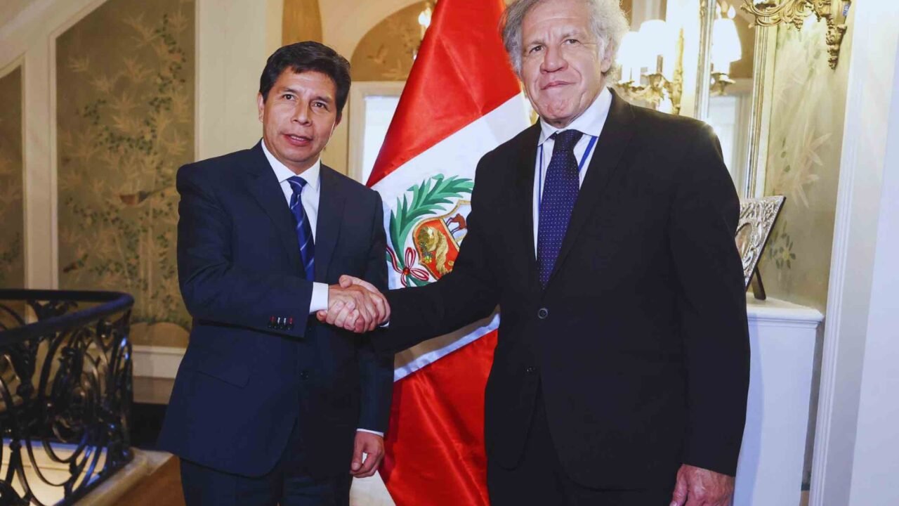 Presidente Pedro Castillo se reúne con secretario general de la OEA y subsecretario de la ONU