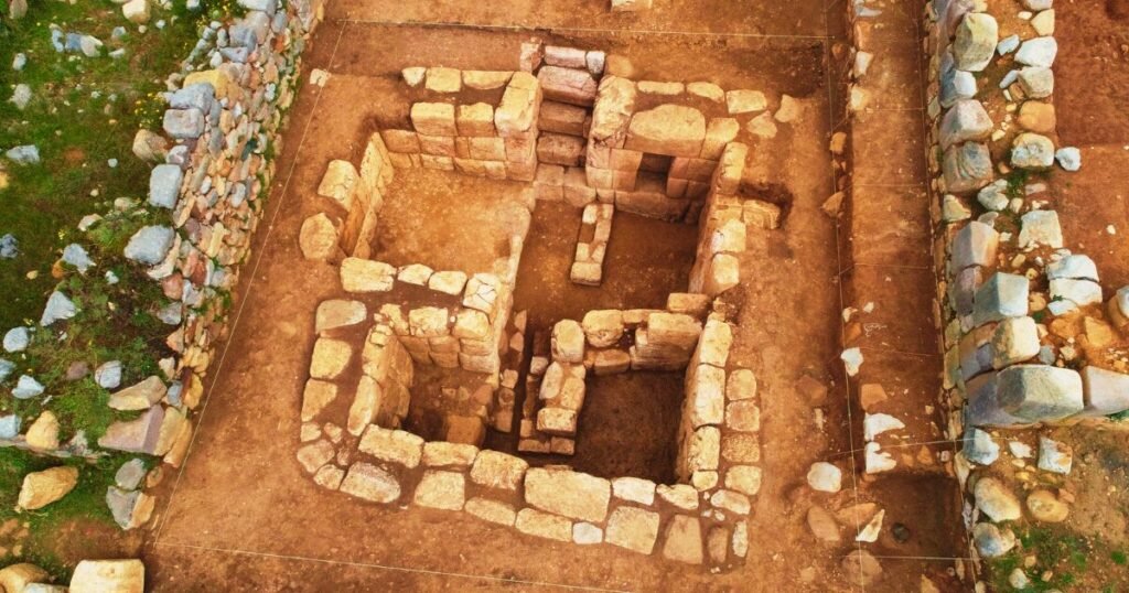 Descubren ‘baños del Inca’ en complejo arqueológico de Huánuco Pampa