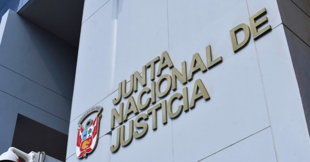 Junta Nacional de Justicia rechaza amenaza al orden constitucional por parte del Congreso